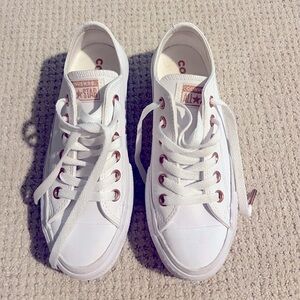 Chuck Taylor All Star Lift Sneakers 5.5